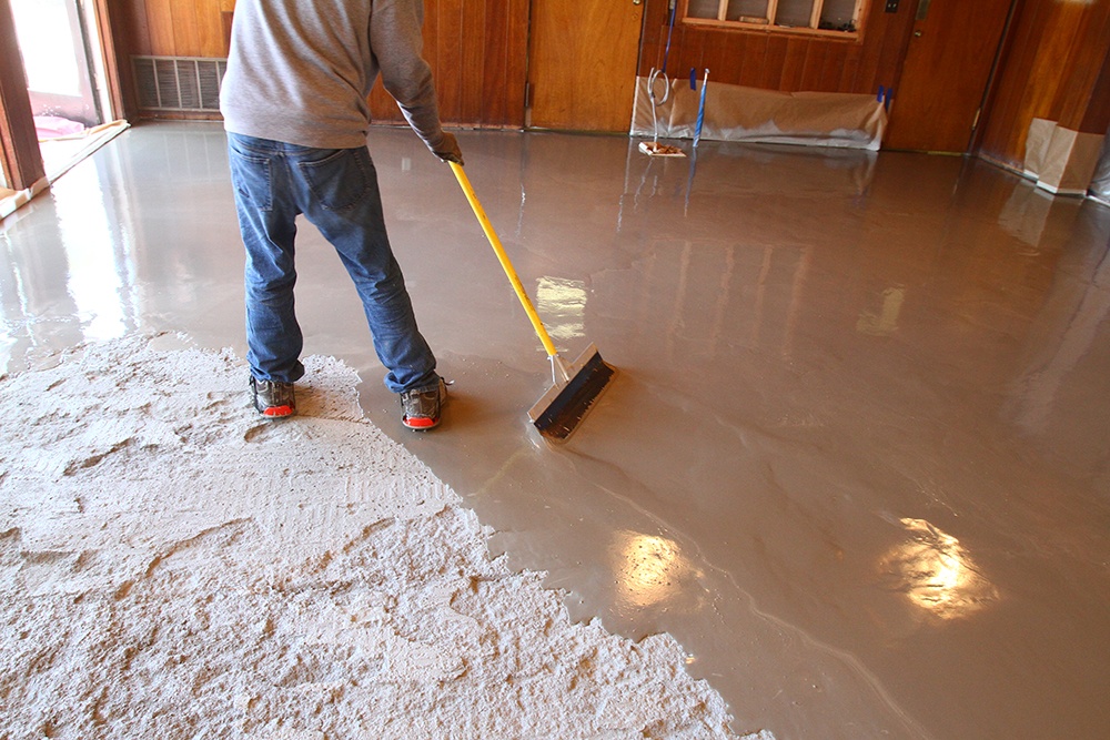 Industrial epoxy floor coating in a UAE warehouse